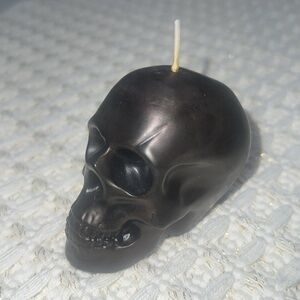 NWT Black Skull Candle